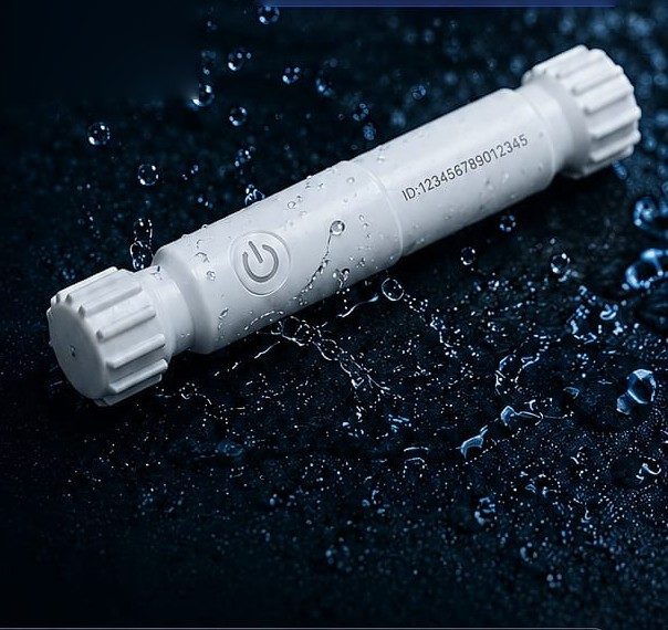Waterproof GPS tracker